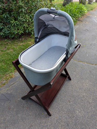 Uppababy bassinet gwen - in,